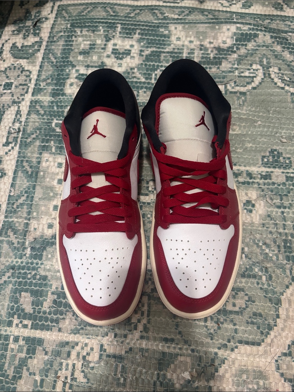 Jordan Low Top Sneakers - White & Red